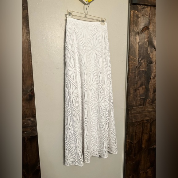 Lilly Pulitzer top and skirt set - Picture 7 of 7